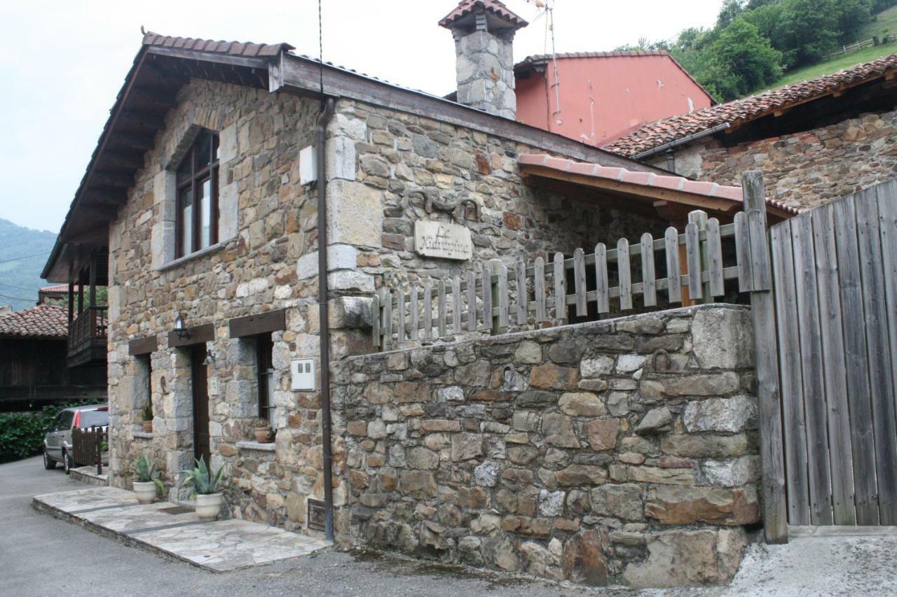 Casa Rural La Xiarapina Serrapio 外观 照片