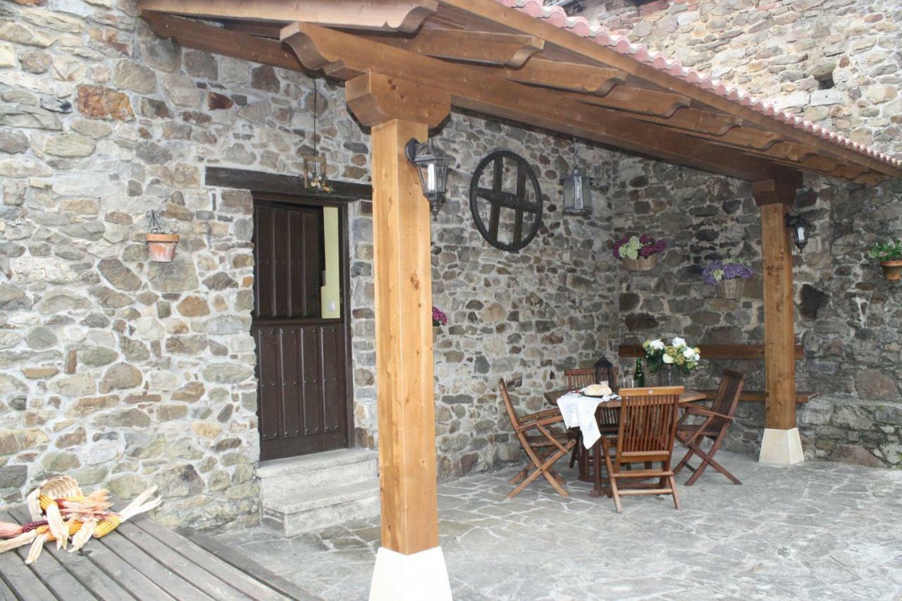 Casa Rural La Xiarapina Serrapio 外观 照片