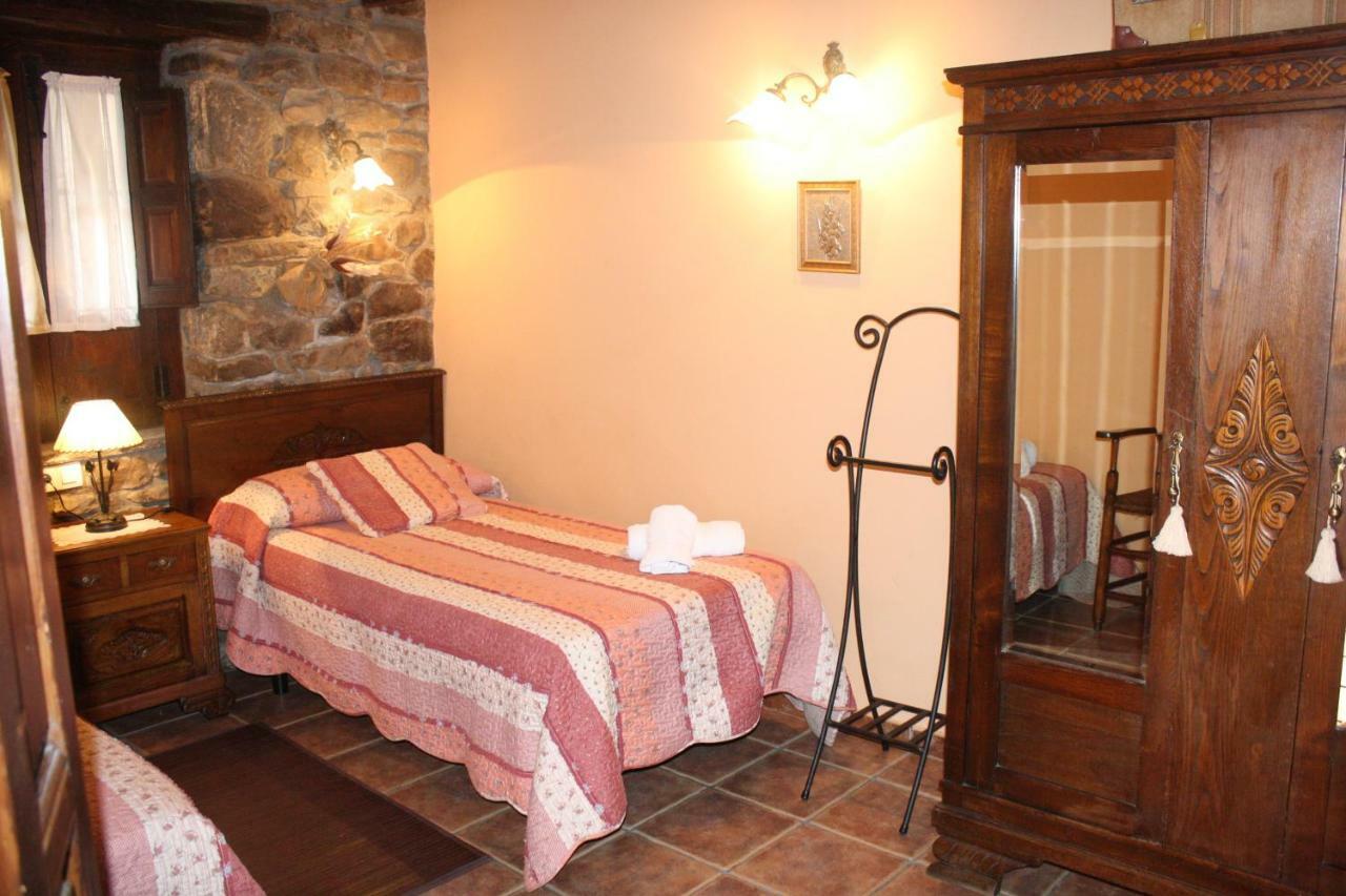Casa Rural La Xiarapina Serrapio 外观 照片